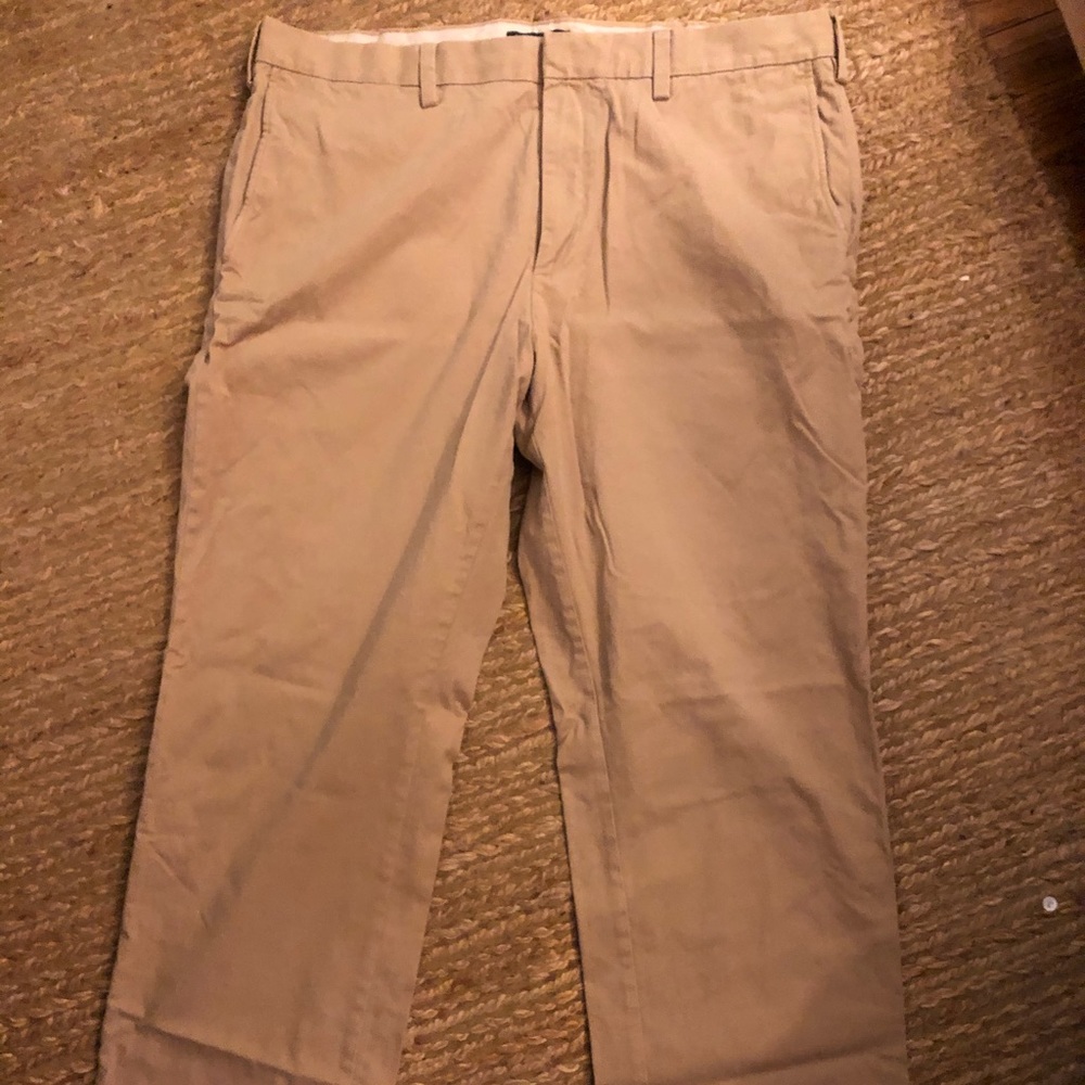 Men’s Banana Republic Chino pants